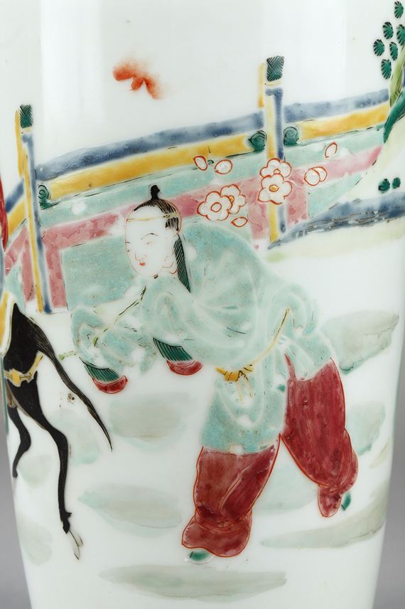 Vase &quot;Famille rose&quot; porcelain decorated with Meng Haoran and servant | MasterArt